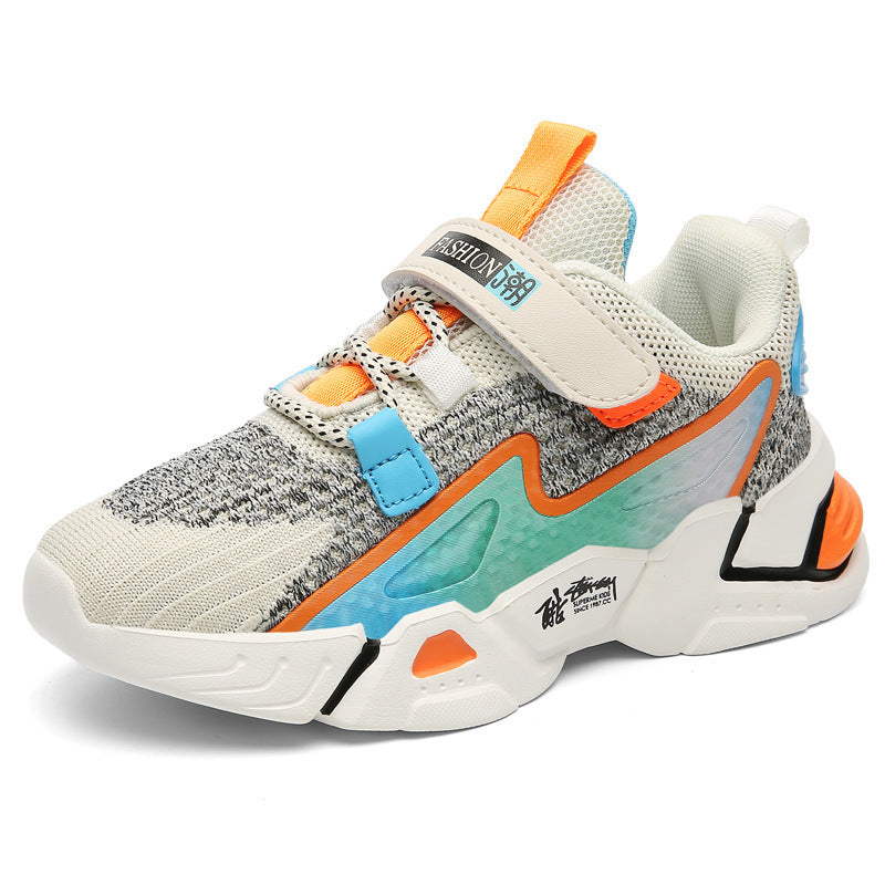 Chunky mesh sneaker with double strap closure and sculpted sole
