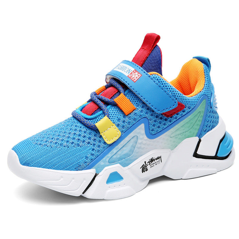 Chunky mesh sneaker with double strap closure and sculpted sole
