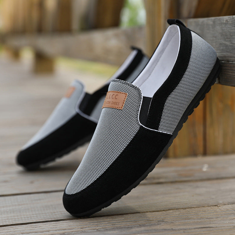 Lightweight woven slip-on shoe with flexible sole