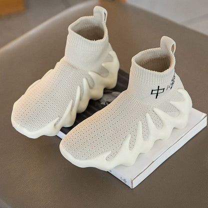 Sock-style sneaker with sculpted sole and breathable knit upper