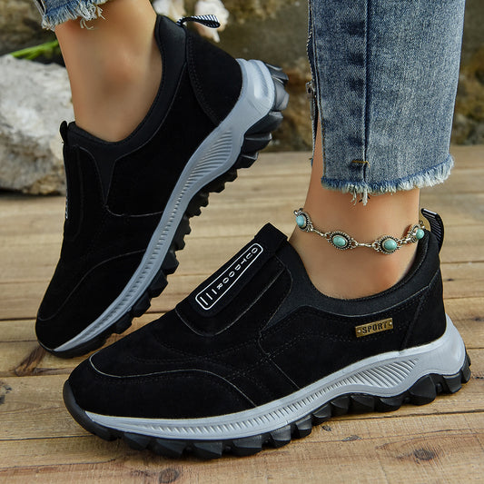Casual unisex slip-on sneaker